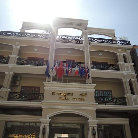 Daly Hotel Kampong Cham Exterior photo